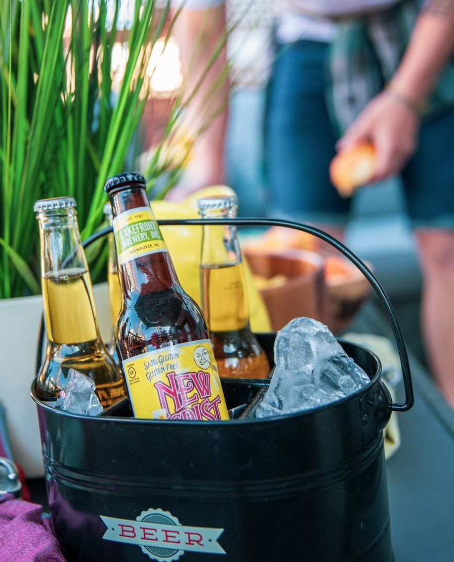 Happy long weekend! 🥳 Give us your favourite gluten free beer choices! We know there are so many great breweries serving up gluten free options, we can’t keep up, share the love! 

#cutcooking #celiacsafe #madeinalberta